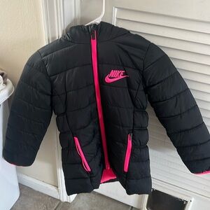 Nike size 6 worn 2 times basically brand new new